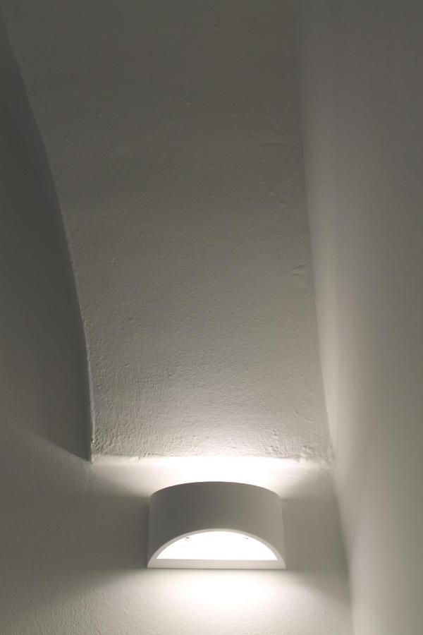 Il Cortile Segreto - Con Parcheggio Privato Apartment Lecce Exterior photo